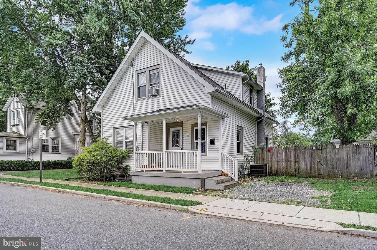 710 Wesley Avenue - Photo 1