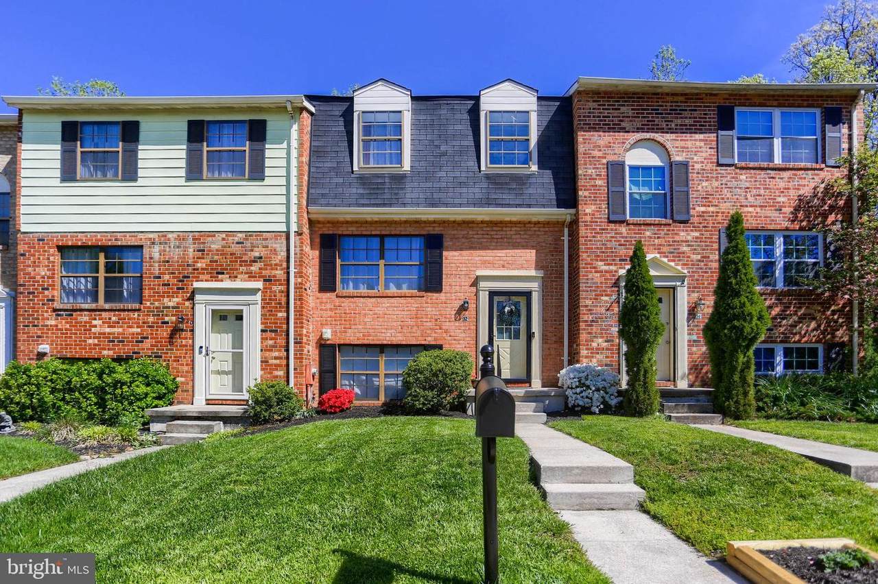 32 Drawbridge Court - Photo 1