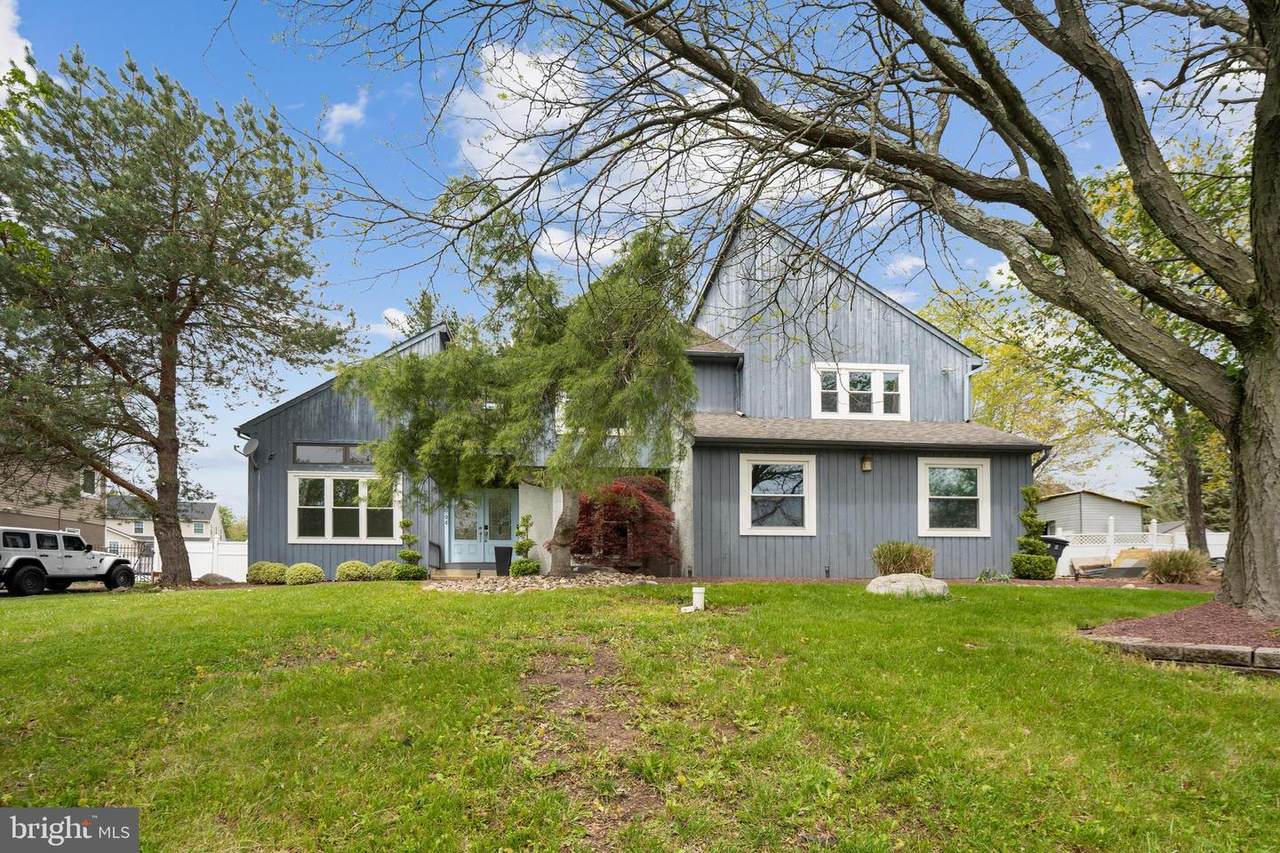 1008 Longfield Road - Photo 1