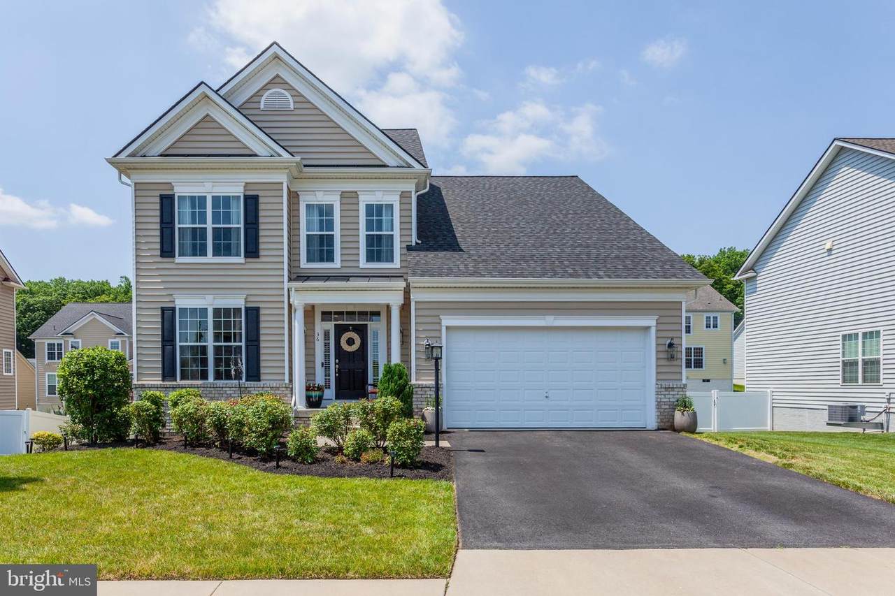 36 Coachman Circle - Photo 1