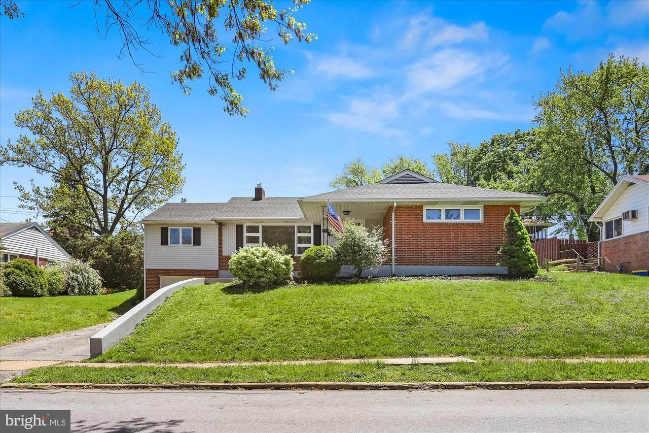 504 9TH Street - Photo 1