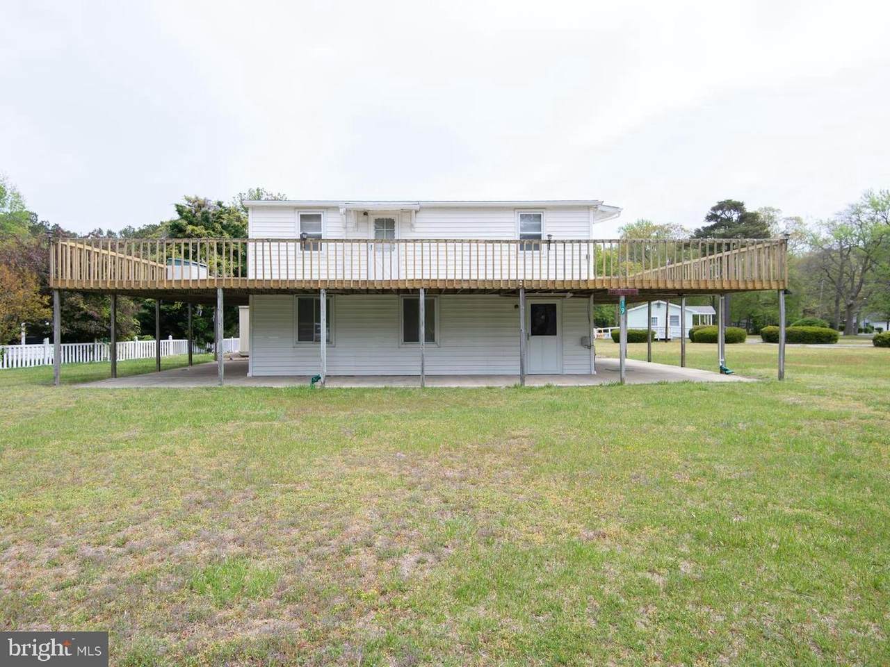 19 Wagon Wheel Road - Photo 1