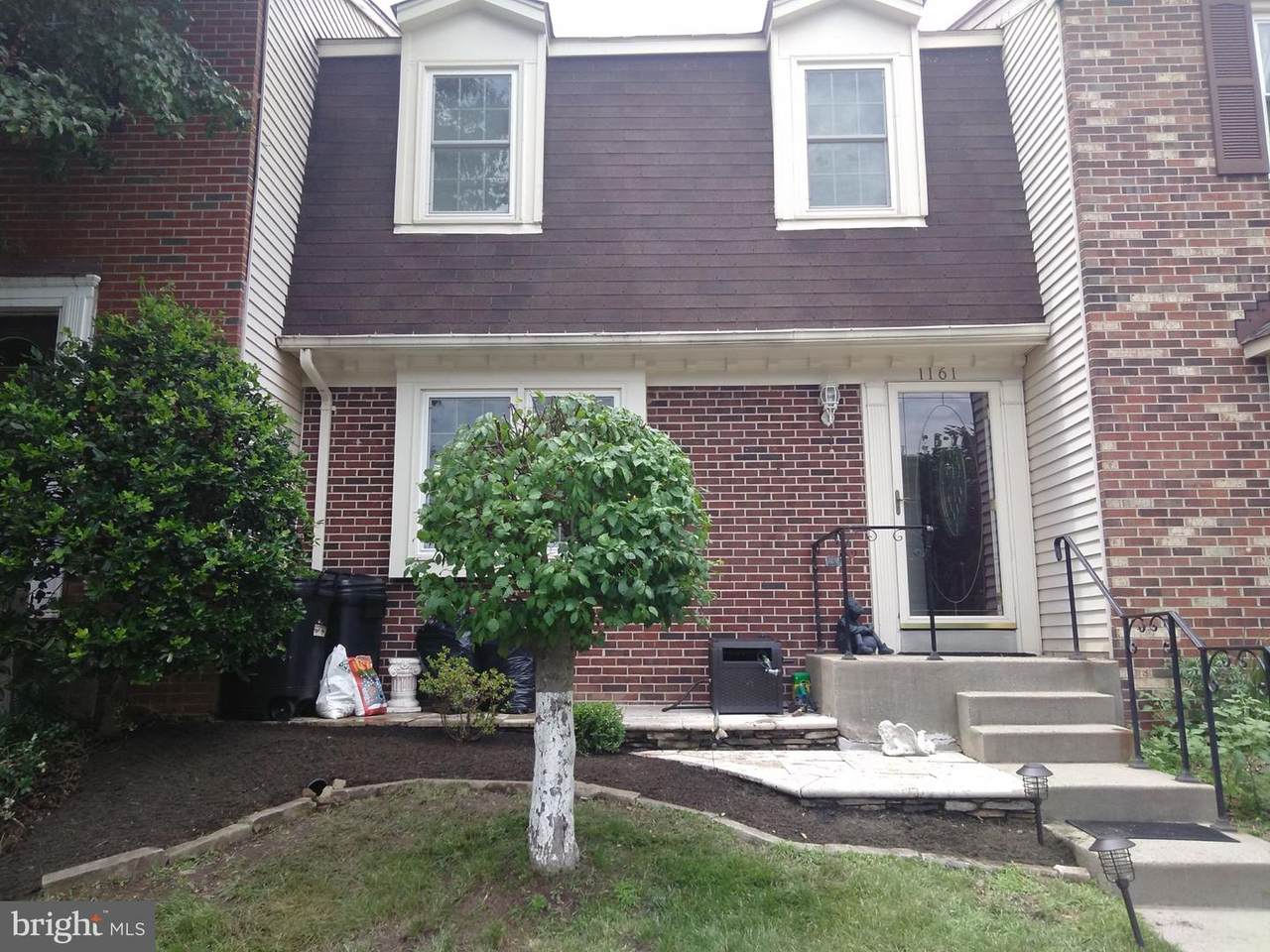 1161 Lisa Court - Photo 1