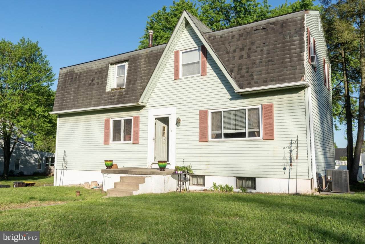 1479 Village Way - Photo 1