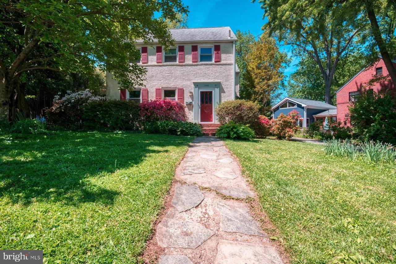 1500 Sharon Drive - Photo 1