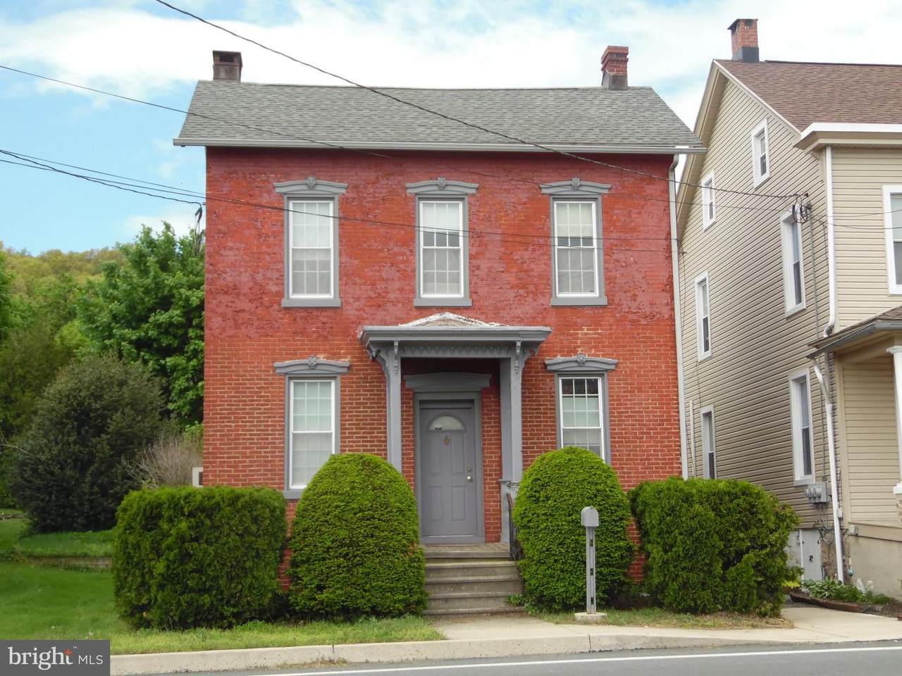 4221 Saint Lawrence Avenue - Photo 1