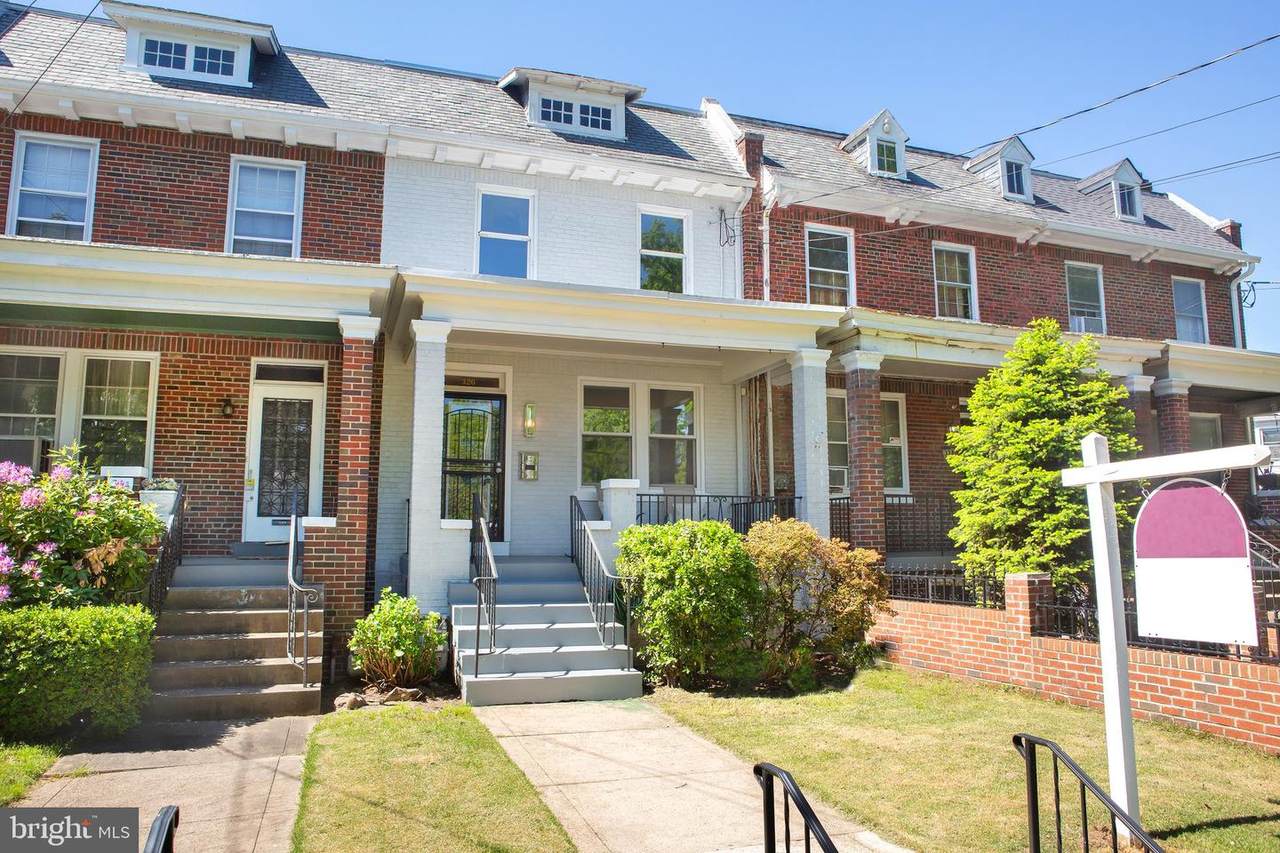 326 Missouri Avenue - Photo 1