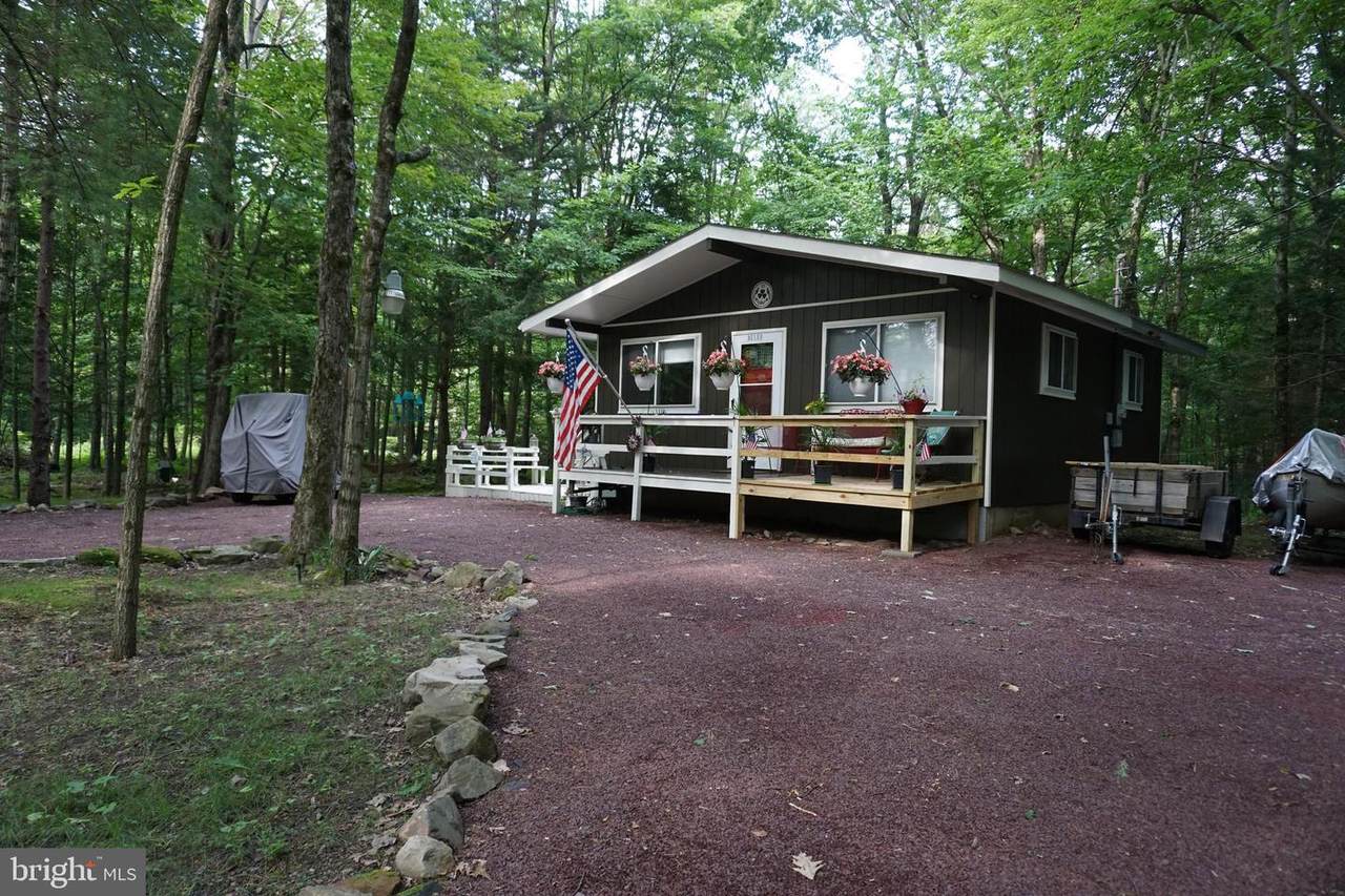 1665 Lake Lane - Photo 1