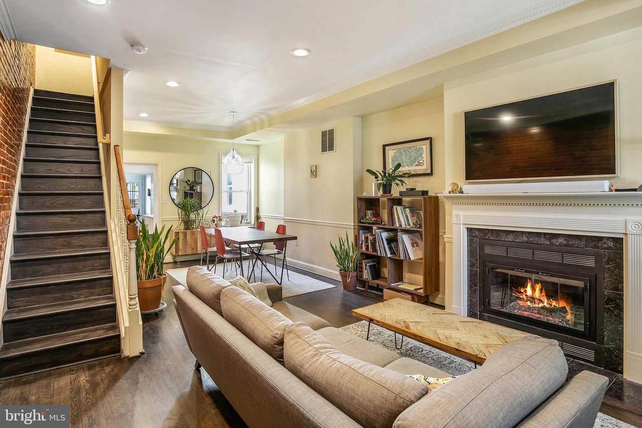 1123 Independence Avenue - Photo 1