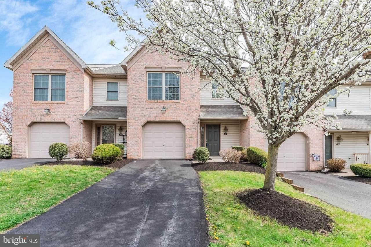 141 Melbourne Lane - Photo 1