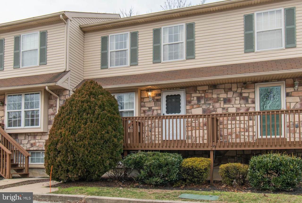 7923-31 Ridge Avenue - Photo 1