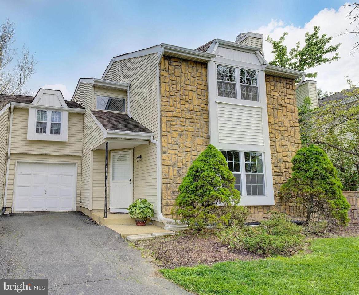 11 Allison Road - Photo 1