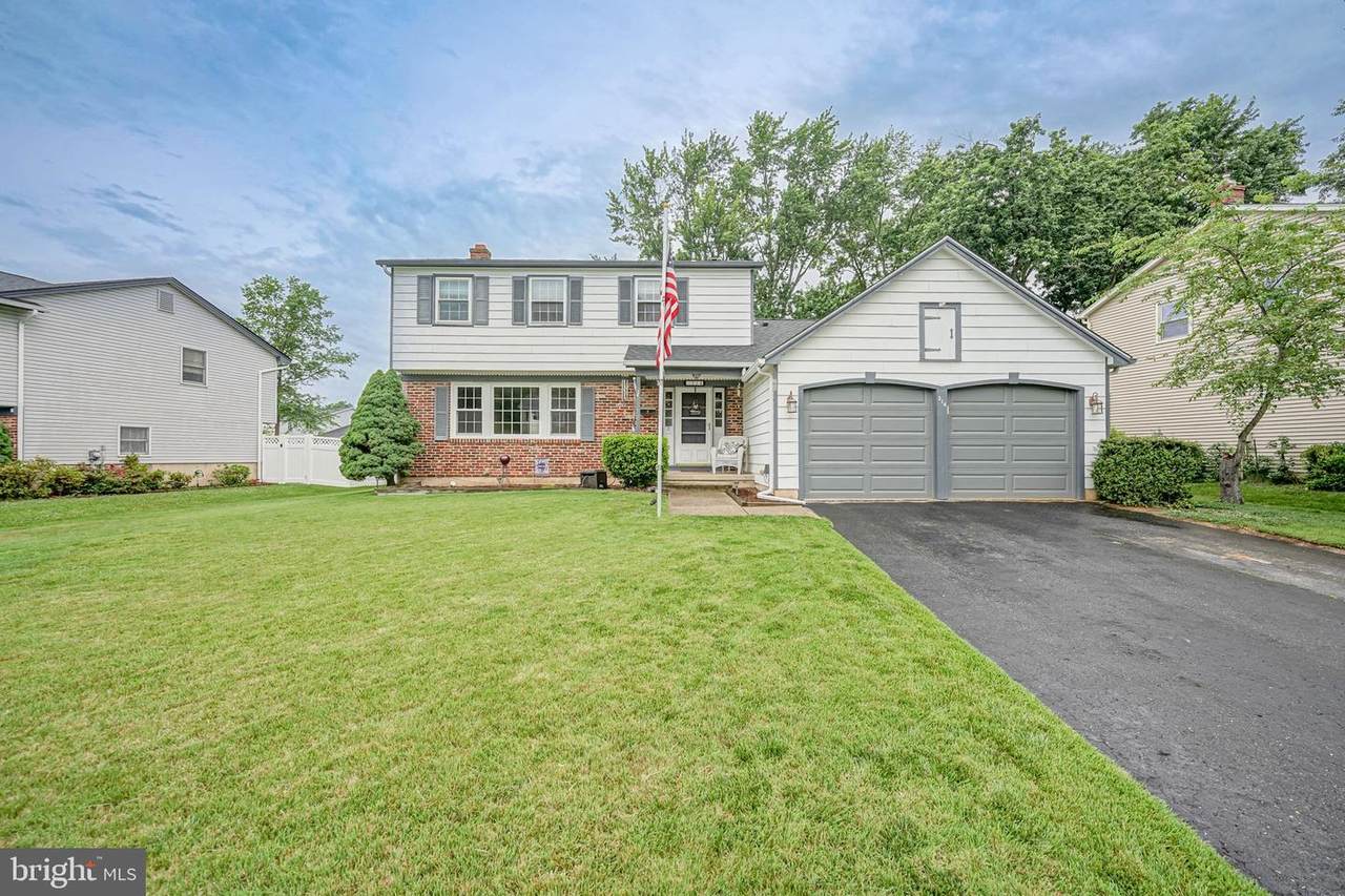 314 Fenwick Lane - Photo 1