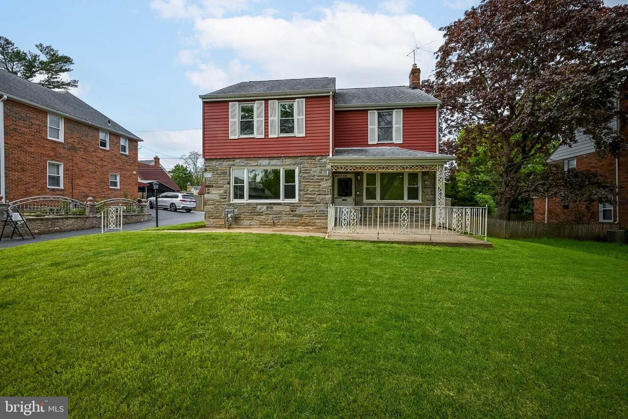 428 Lansdowne Avenue - Photo 1