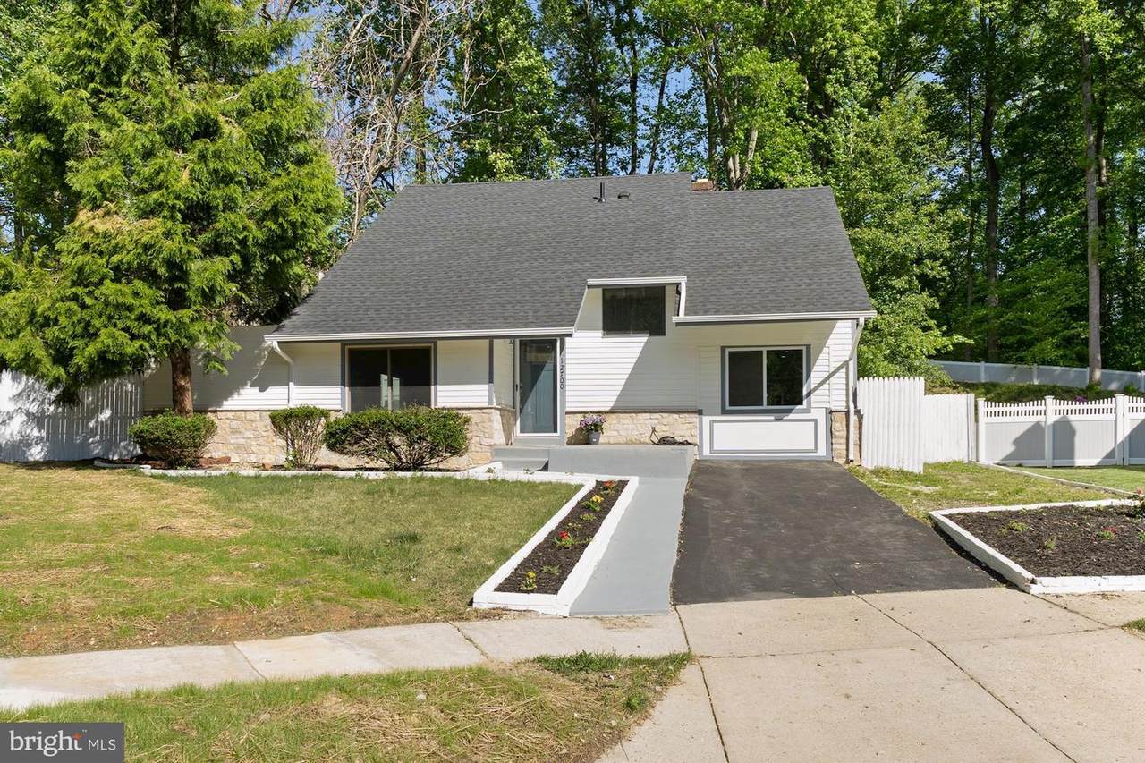 12700 Live Oak Place - Photo 1