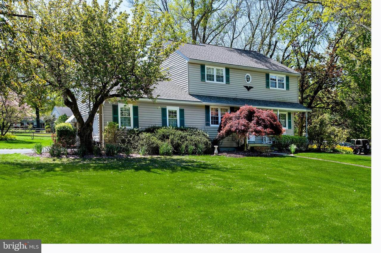 1 Bedford Drive - Photo 1