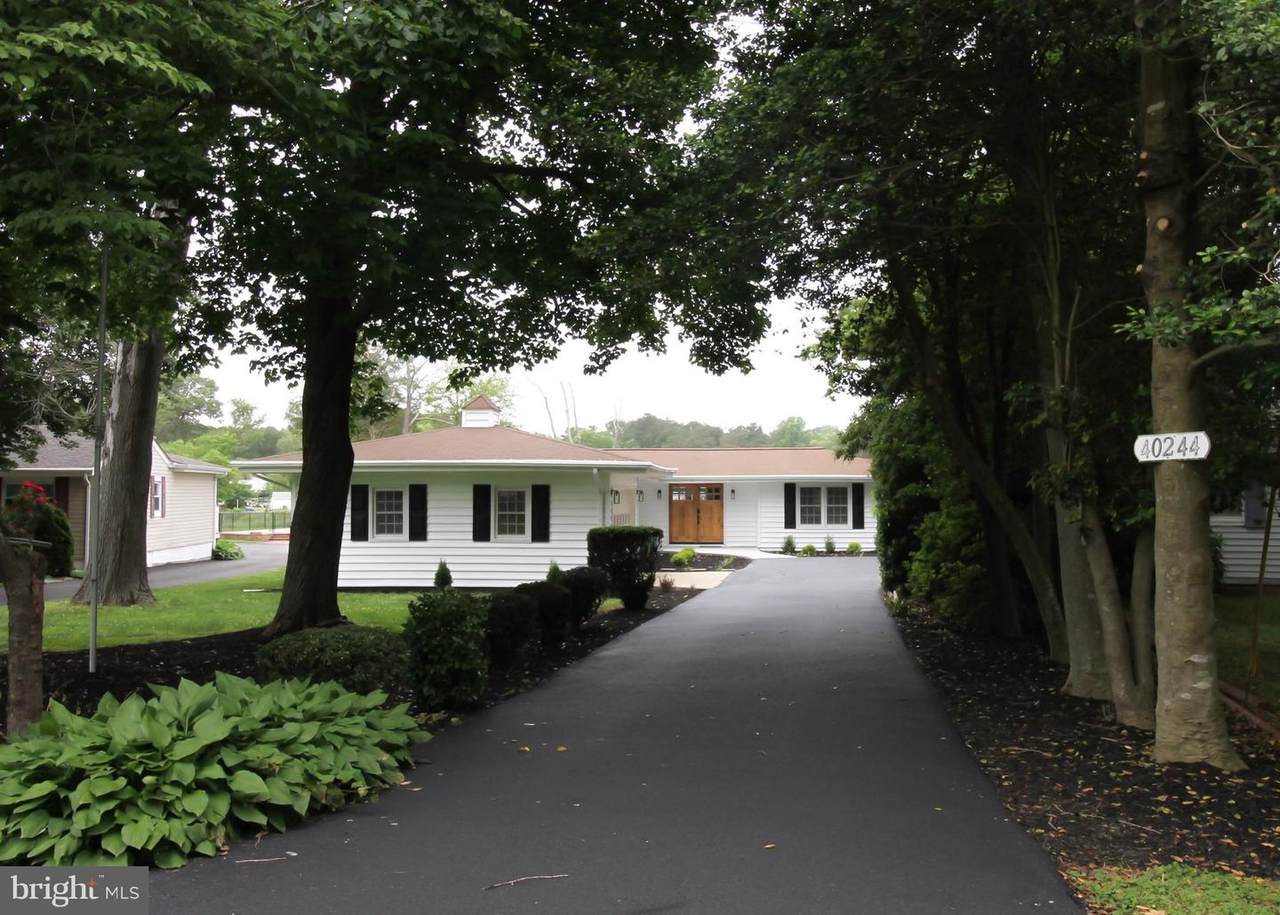 40244 Waterview Drive - Photo 1
