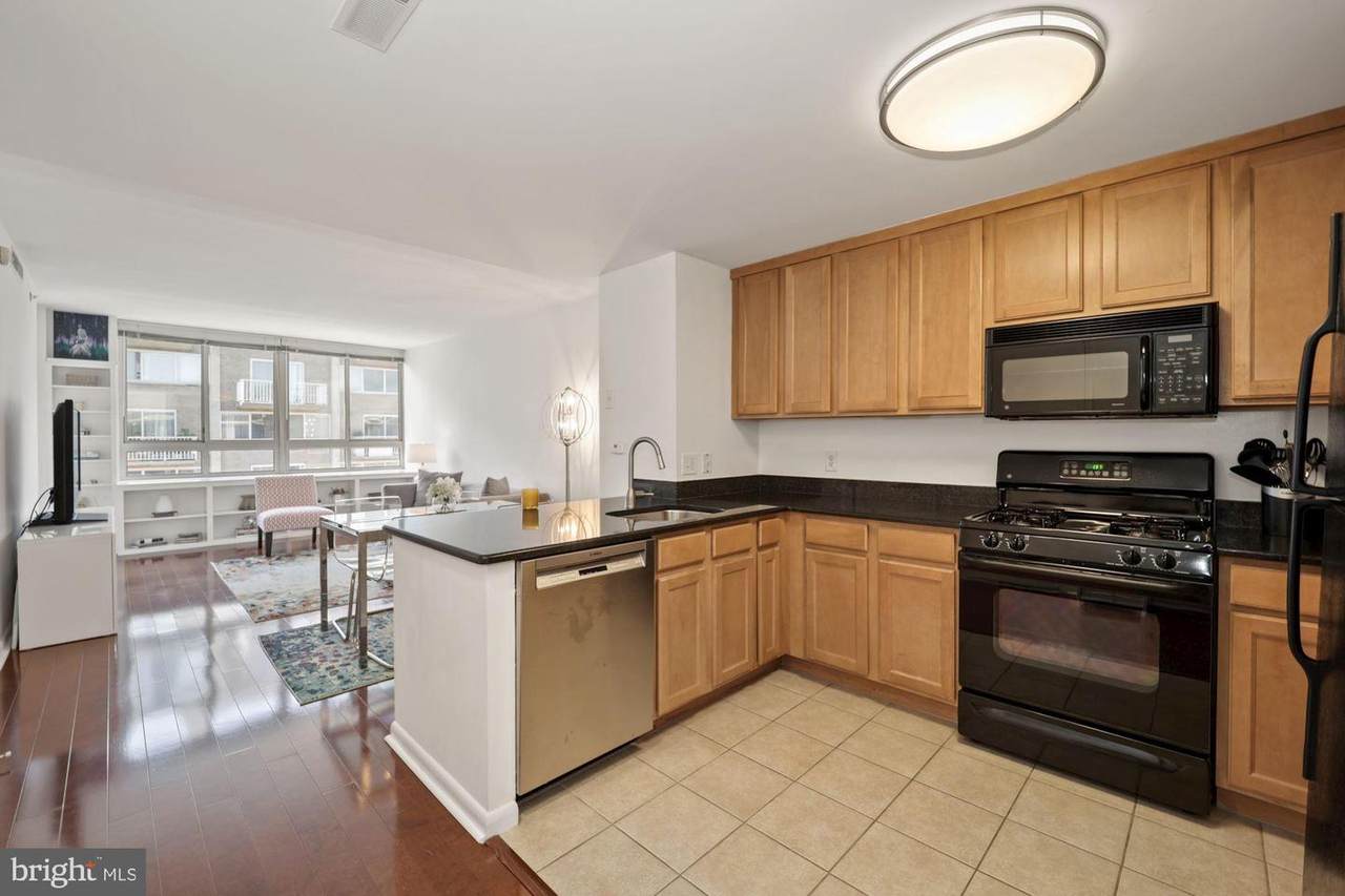 355 I Street - Photo 1