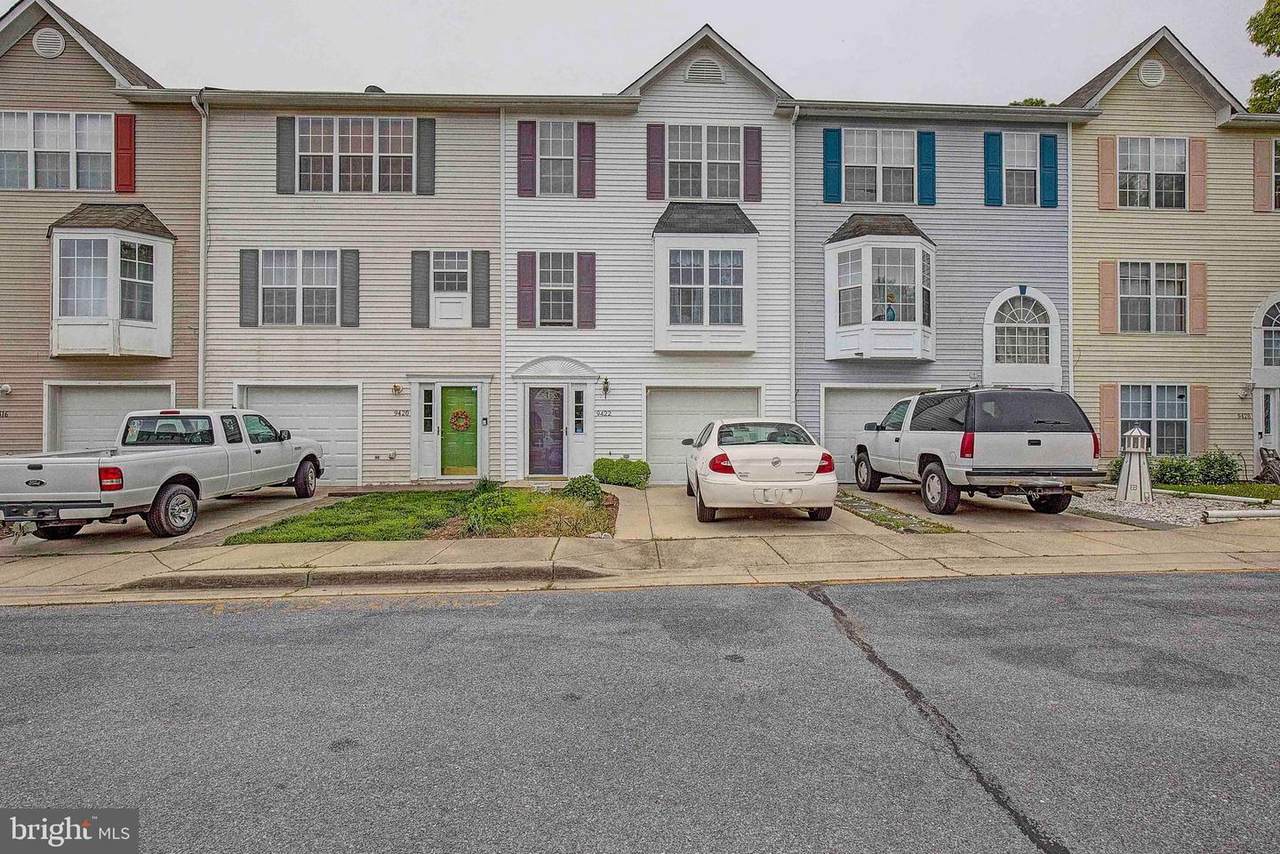 9422 Sea Breeze Court - Photo 1