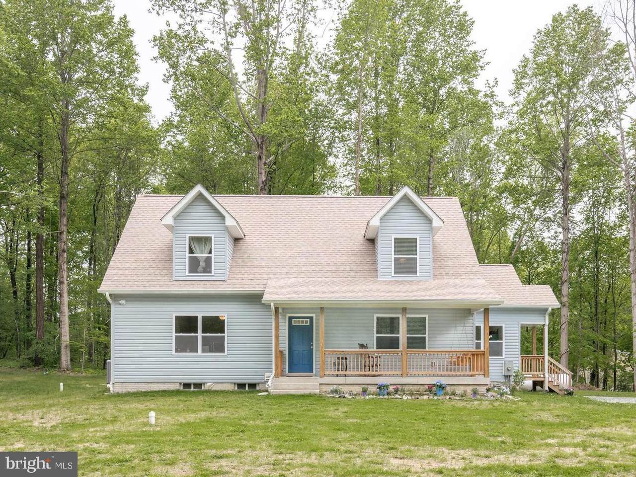 240 Sun Park Lane - Photo 1