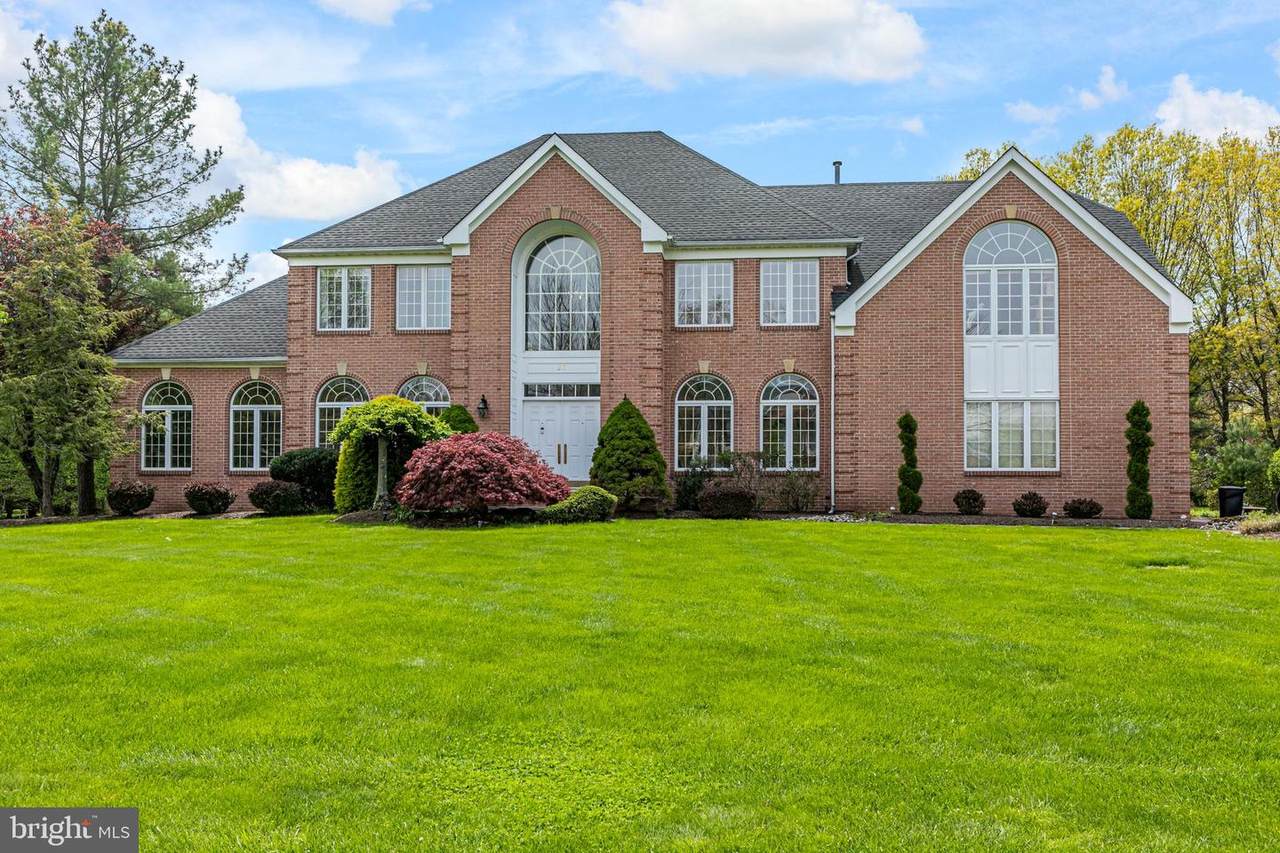 23 Revere Court - Photo 1