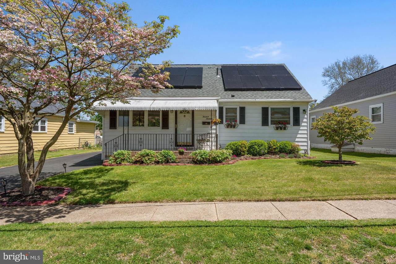 1313 Walnut Street - Photo 1