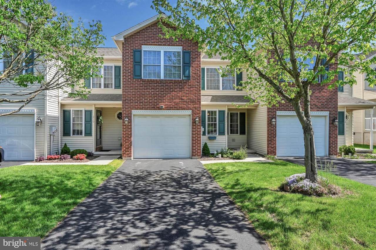 211 Lantern Green Way - Photo 1