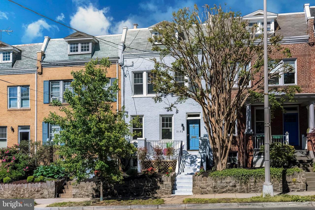 2132 37TH Street - Photo 1