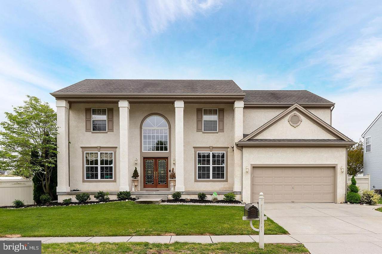10 Washington Way - Photo 1