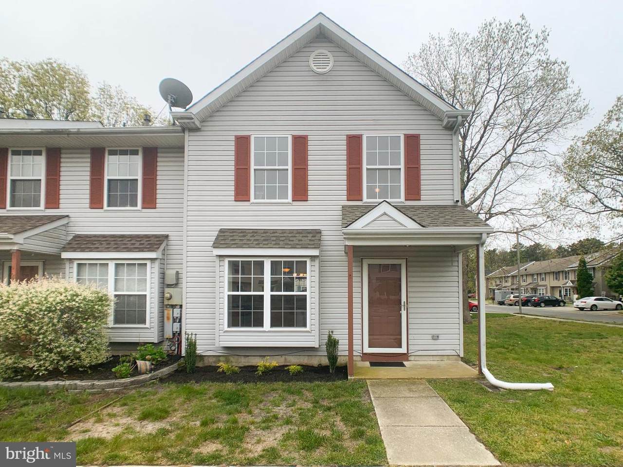 22 Grant Lane - Photo 1
