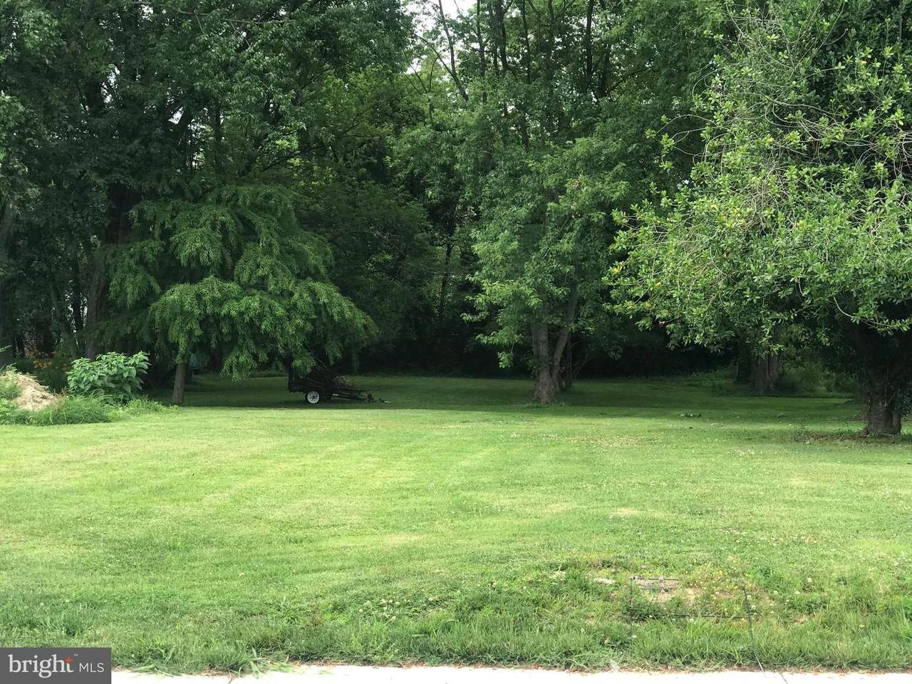 21444 Catholic Avenue - Photo 1