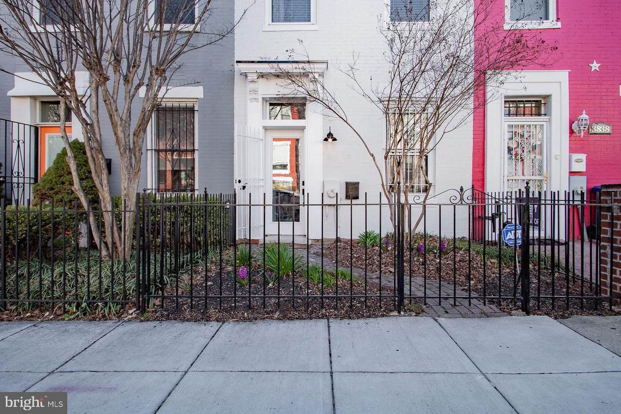 1636 4TH Street - Photo 1