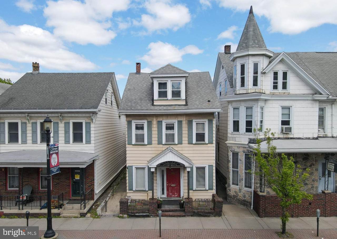 243 Broad Street - Photo 1