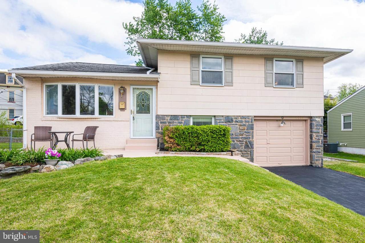 1104 Brookwood Lane - Photo 1