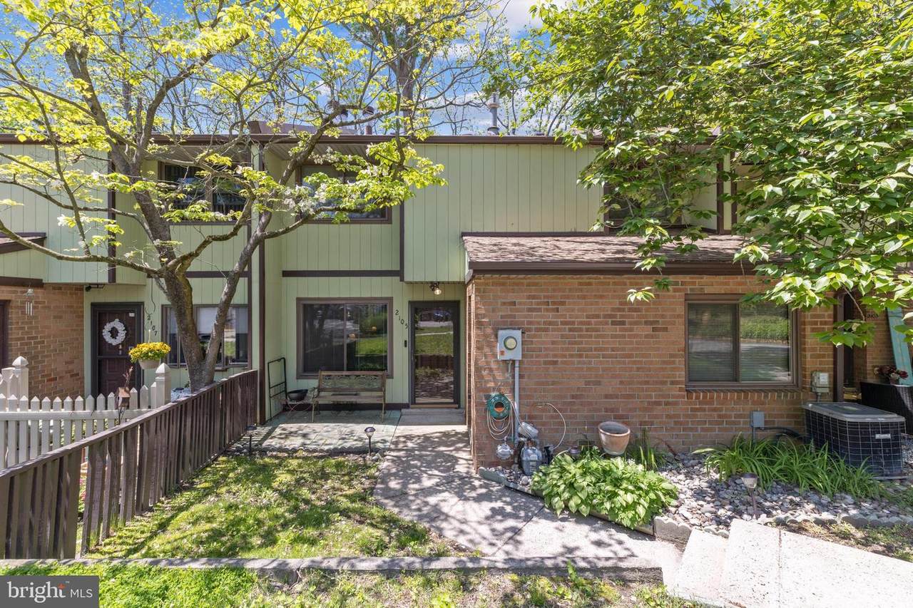 2105 Greenwood Drive - Photo 1