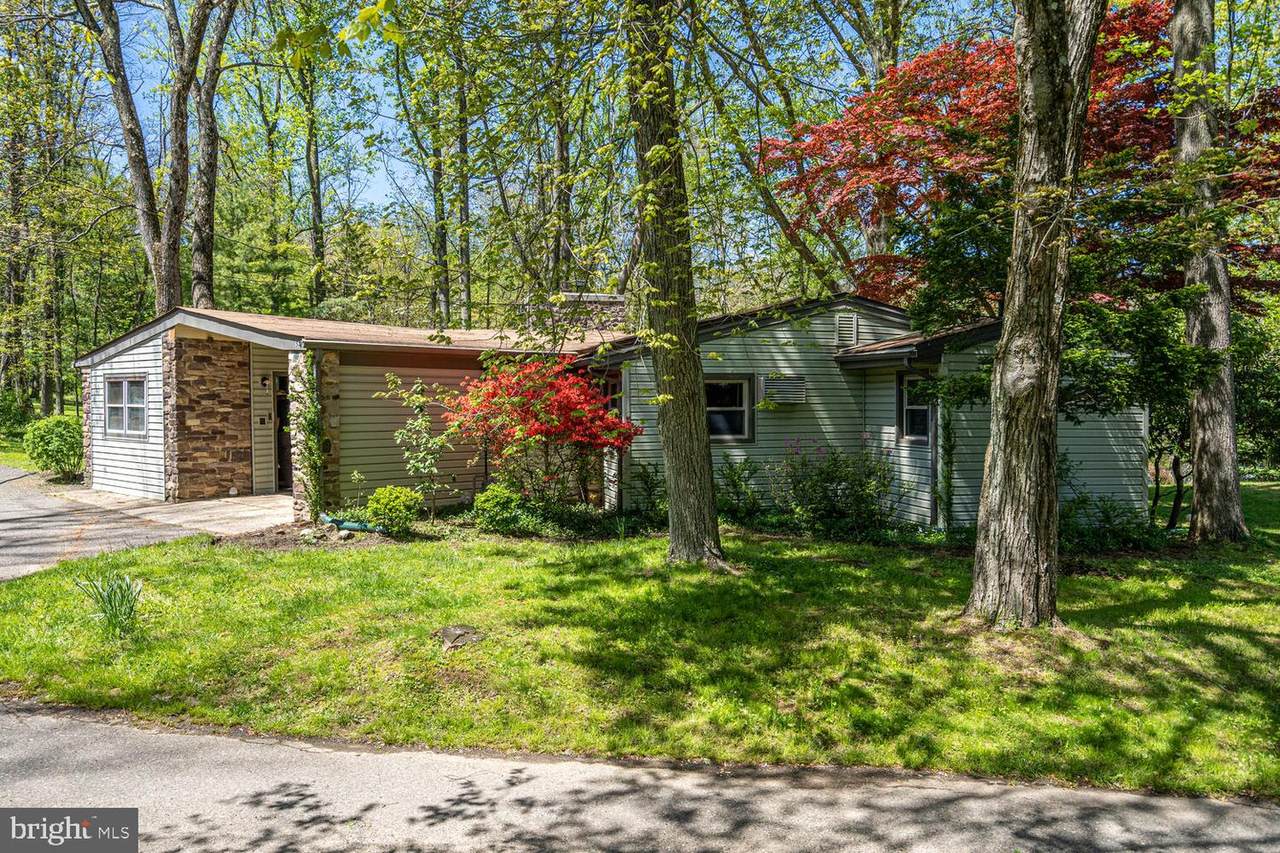 5 Fawn Drive - Photo 1