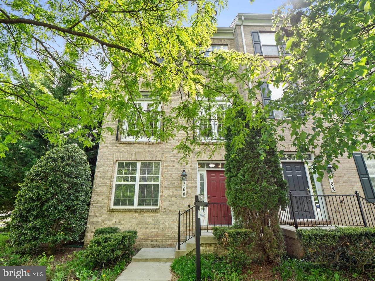764 Raven Avenue - Photo 1