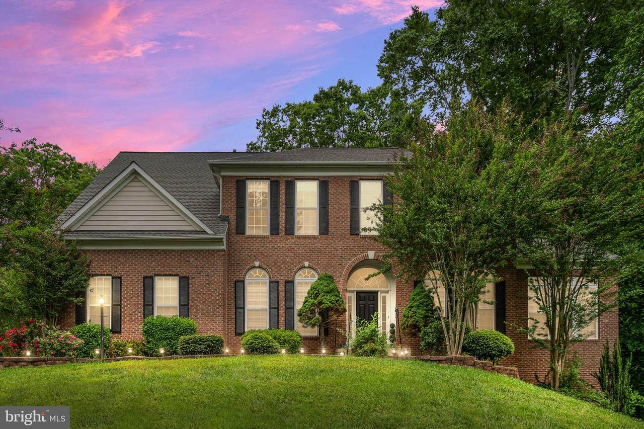 5912 Crooked Creek Drive - Photo 1