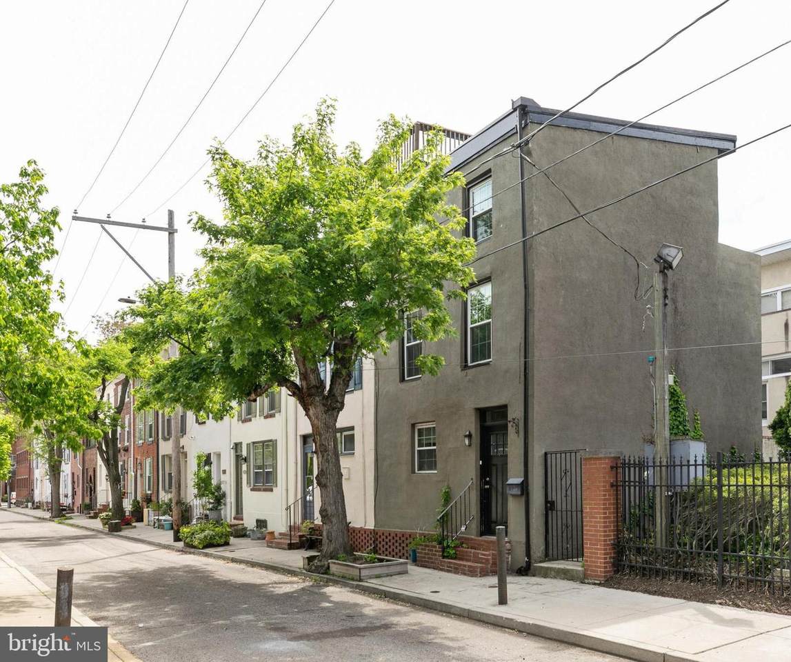 1934 Naudain Street - Photo 1