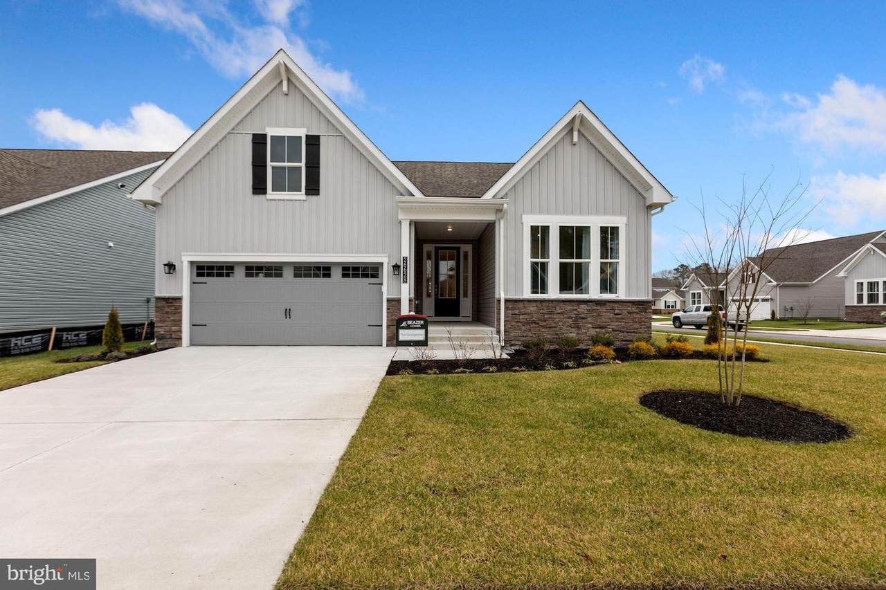 36038 Parmaley Street - Photo 1
