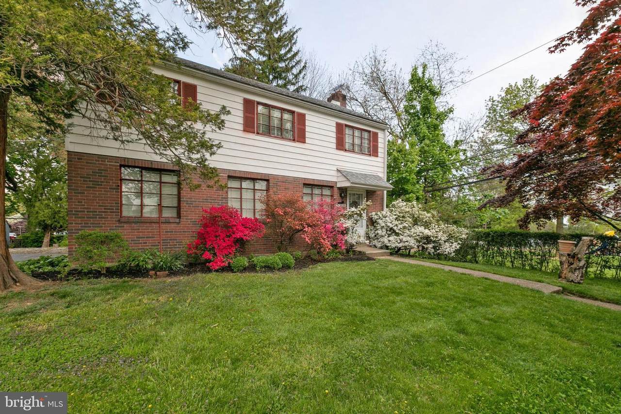 409 Bell Avenue - Photo 1
