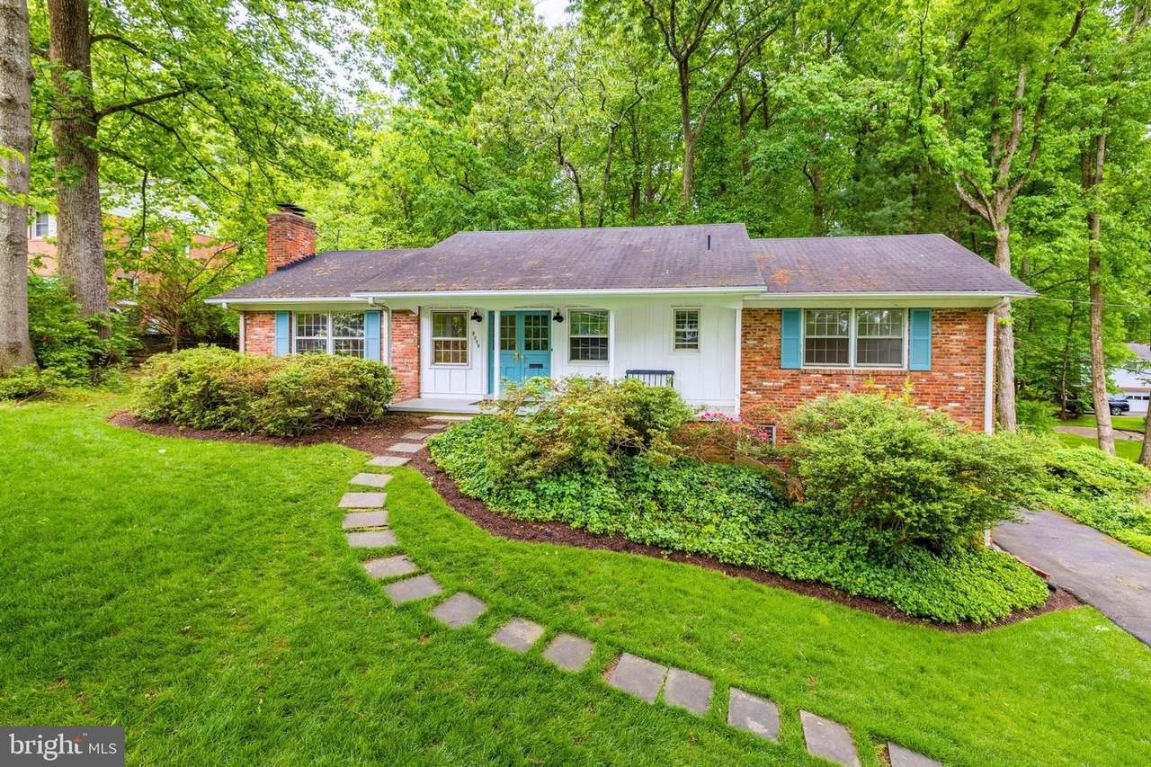 9209 Christopher Street - Photo 1
