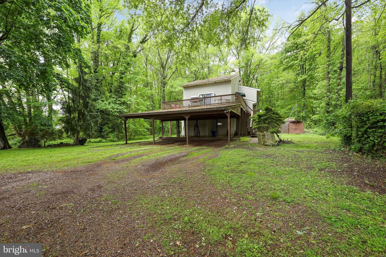 255 Leona Court - Photo 1