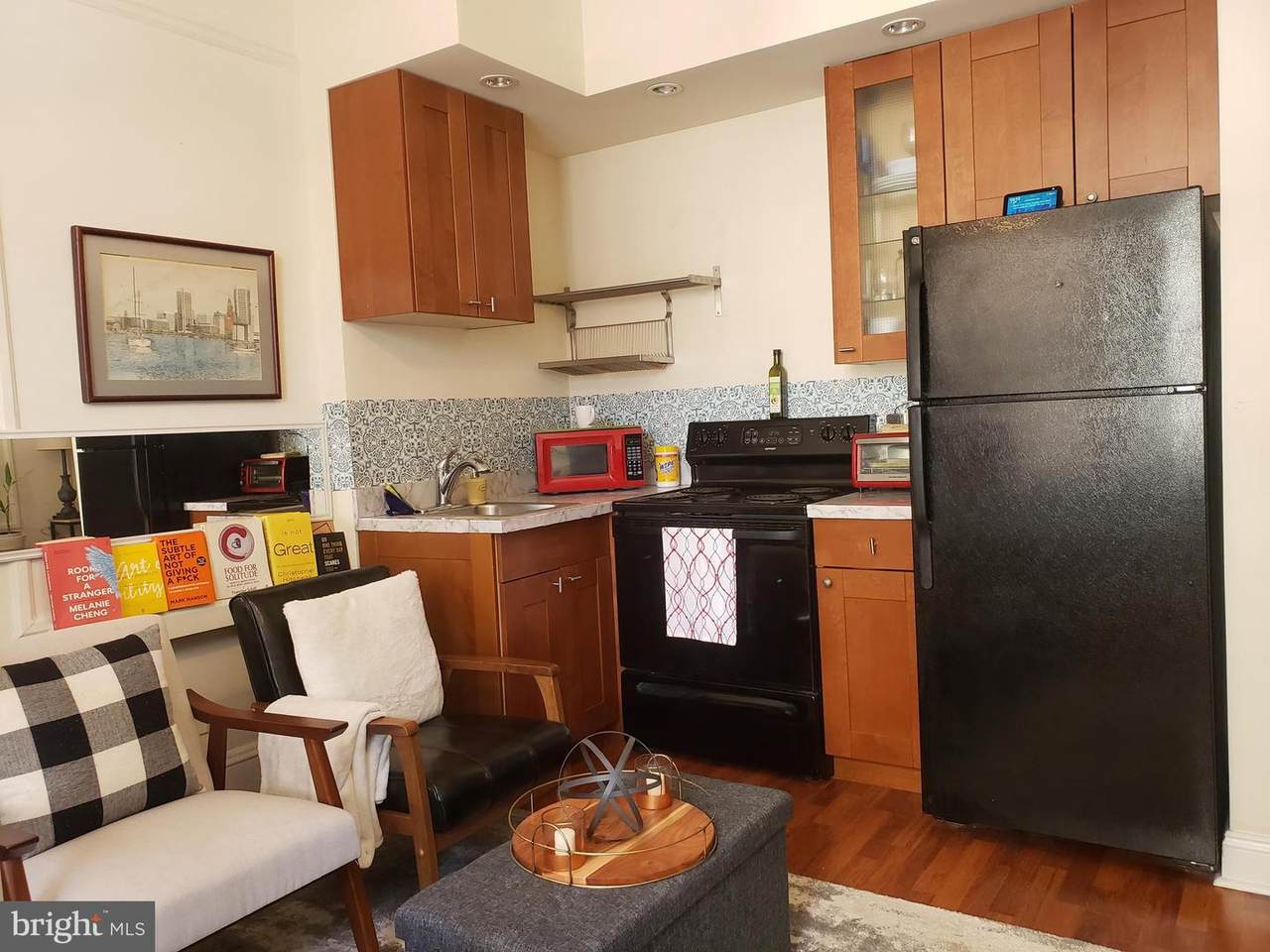 1324 Locust Street - Photo 1