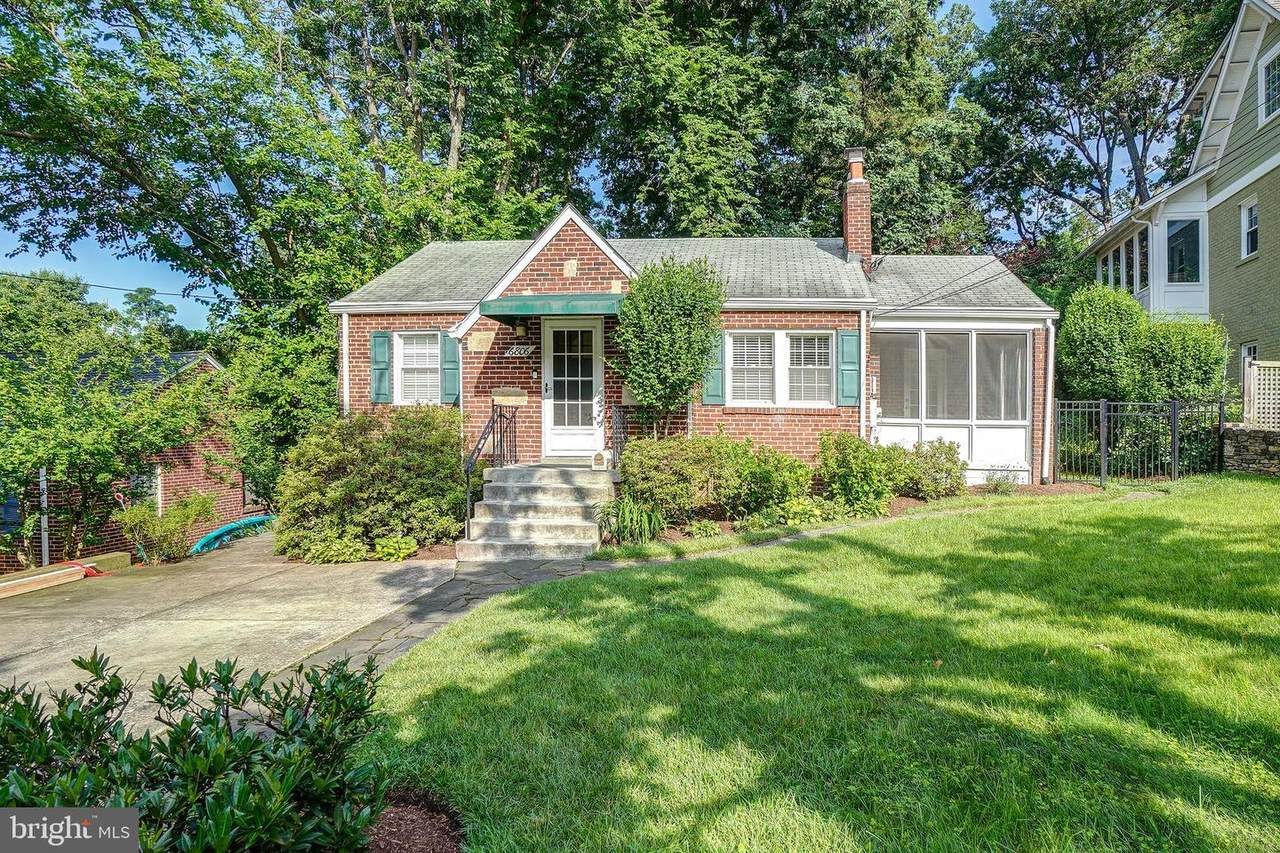6806 Belford Drive - Photo 1