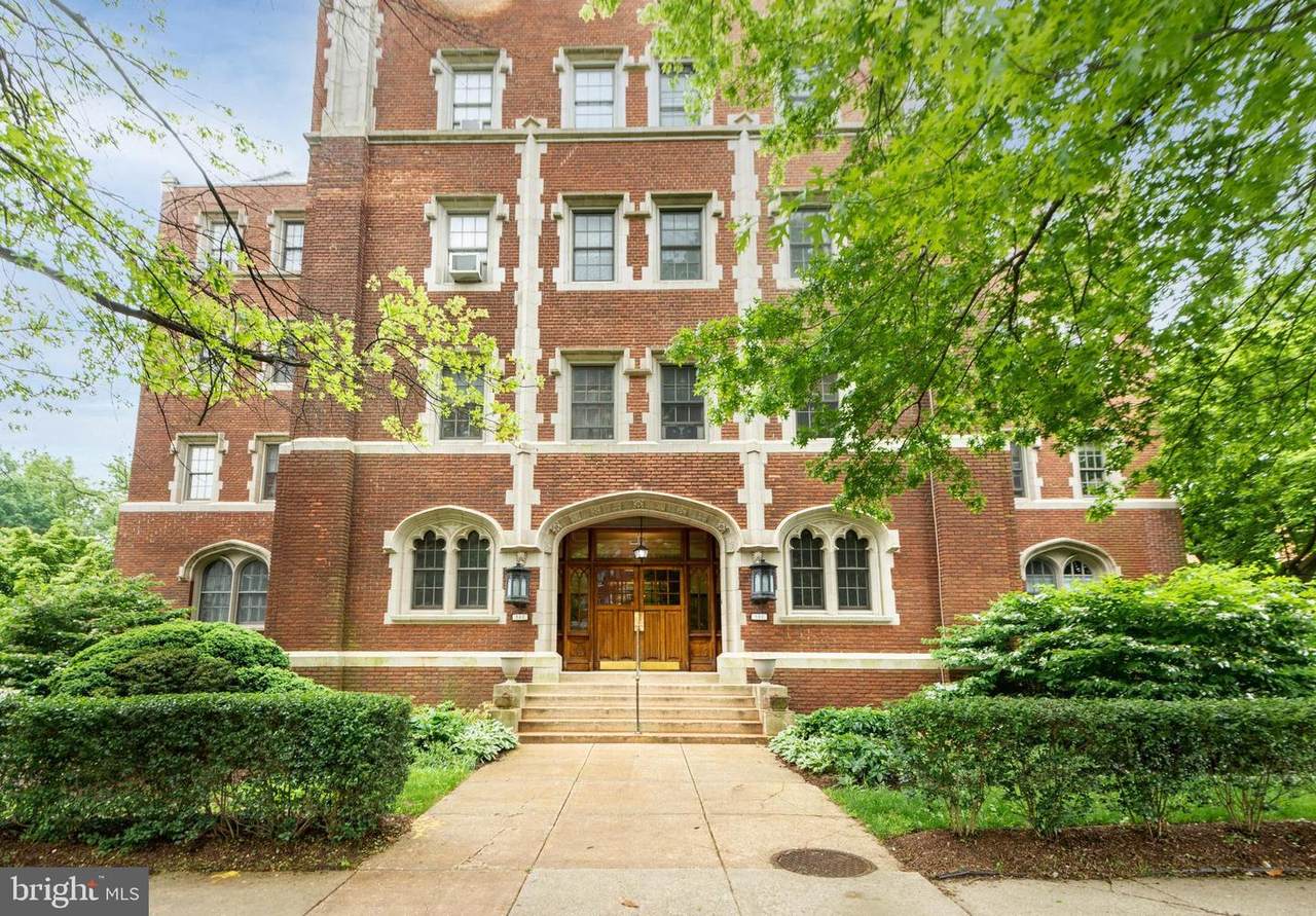501 University Parkway - Photo 1