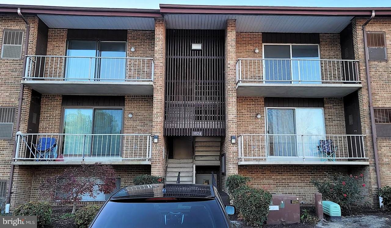 1024 Adams Avenue - Photo 1