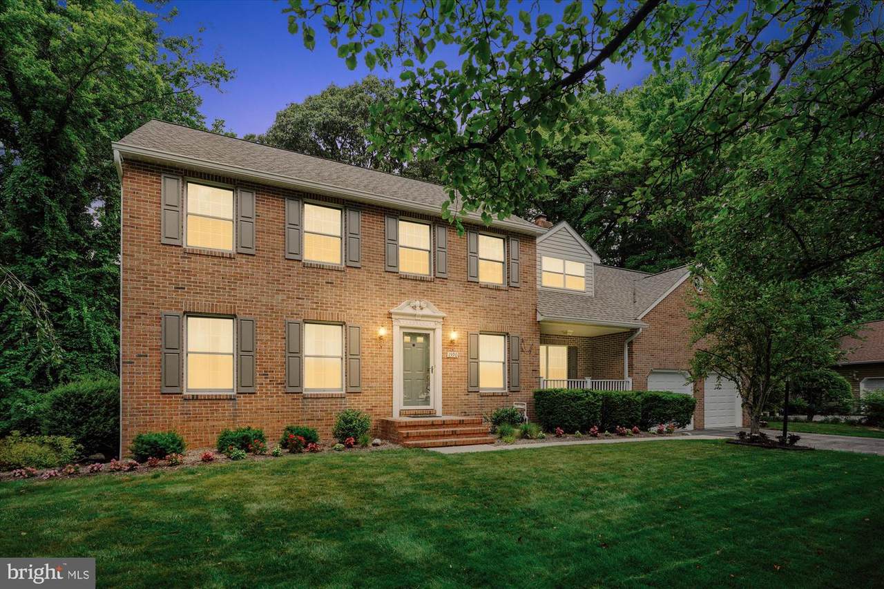 1390 Rosebay Court - Photo 1