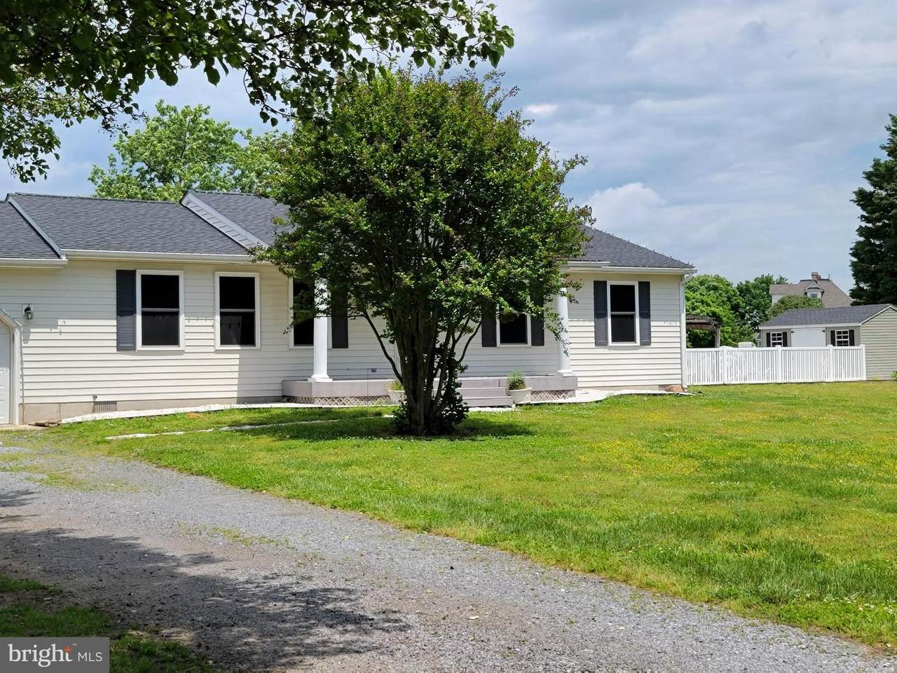 13585 Dahlia Court - Photo 1