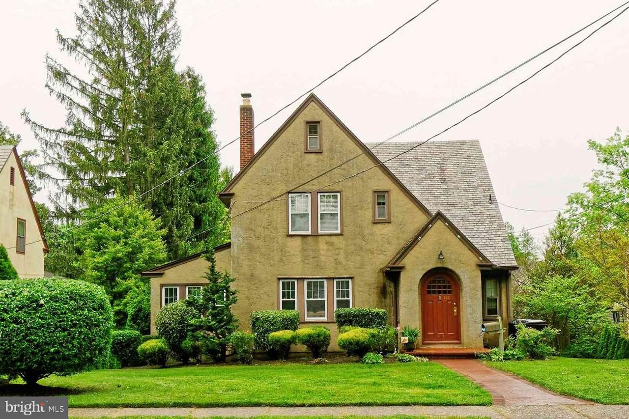 232 Grandview Avenue - Photo 1